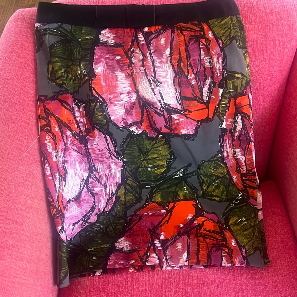 Trina Turk floral painterly pencil skirt size 10